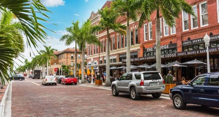 Air conditioning service in Bonita Springs, FL